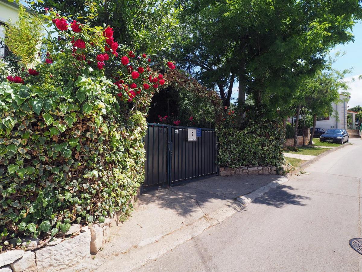 Dea Apartments Pula Dış mekan fotoğraf